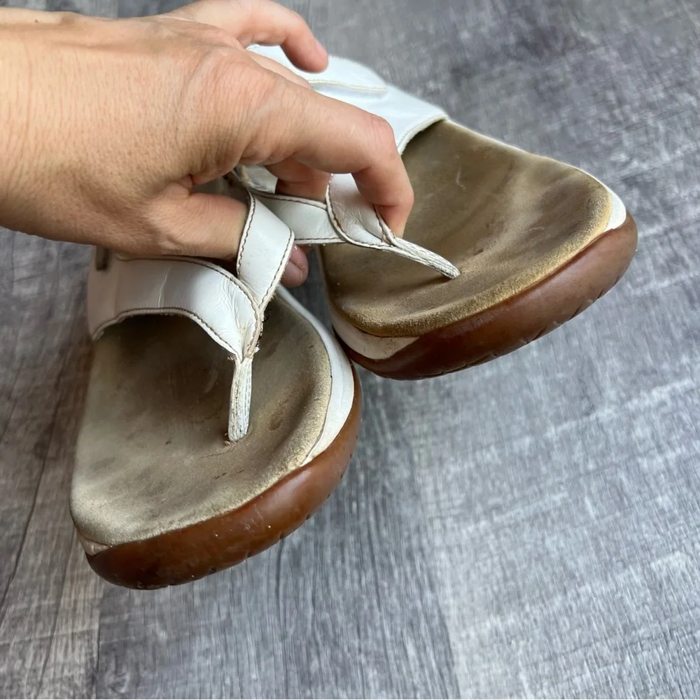 Rockport Woman’s Slides Thong Sandal White Leather Size 8.5